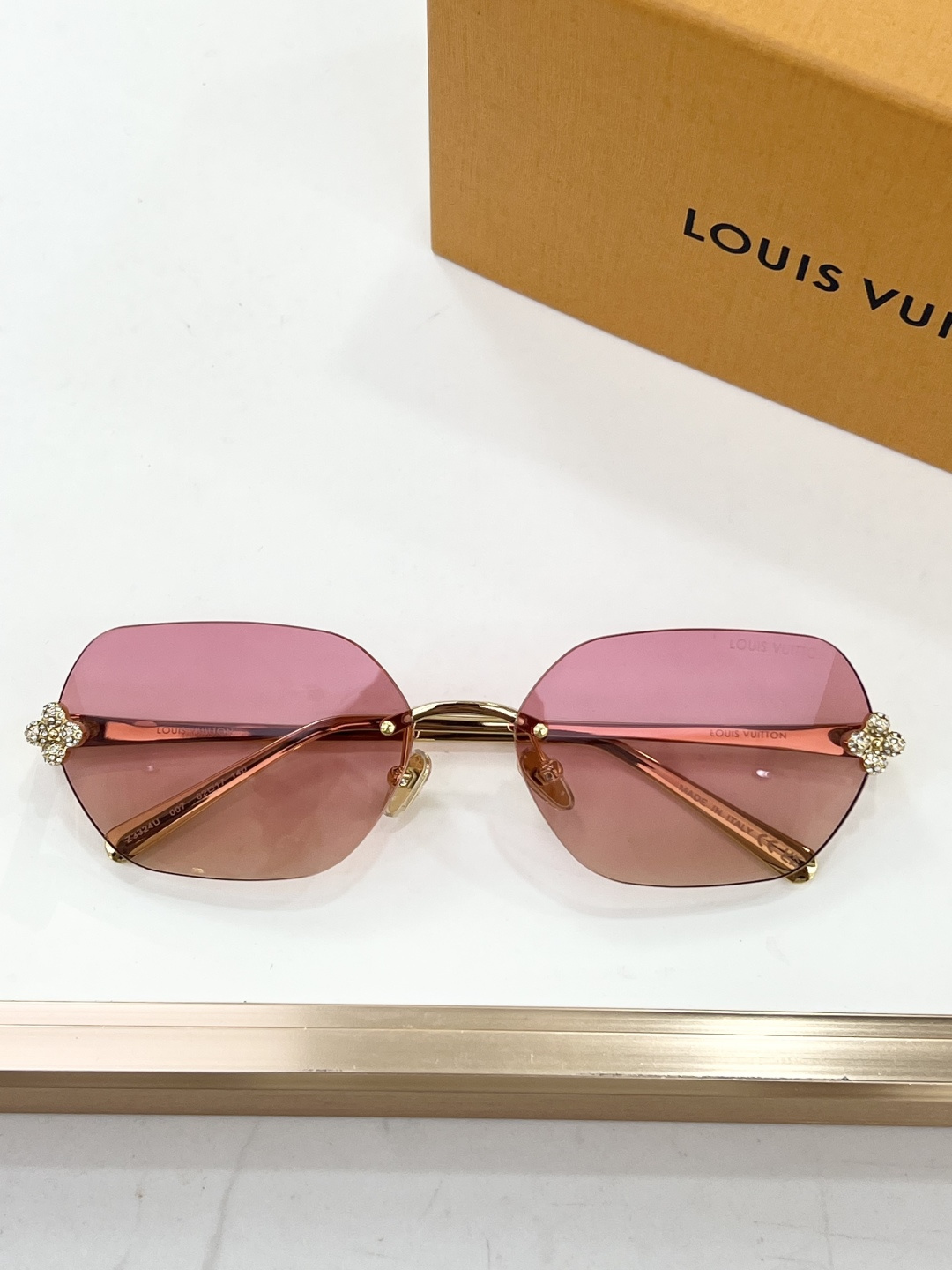LOUIS VUITTO* MODEL：Z3324U SIZE：62口17-140 🐴 
