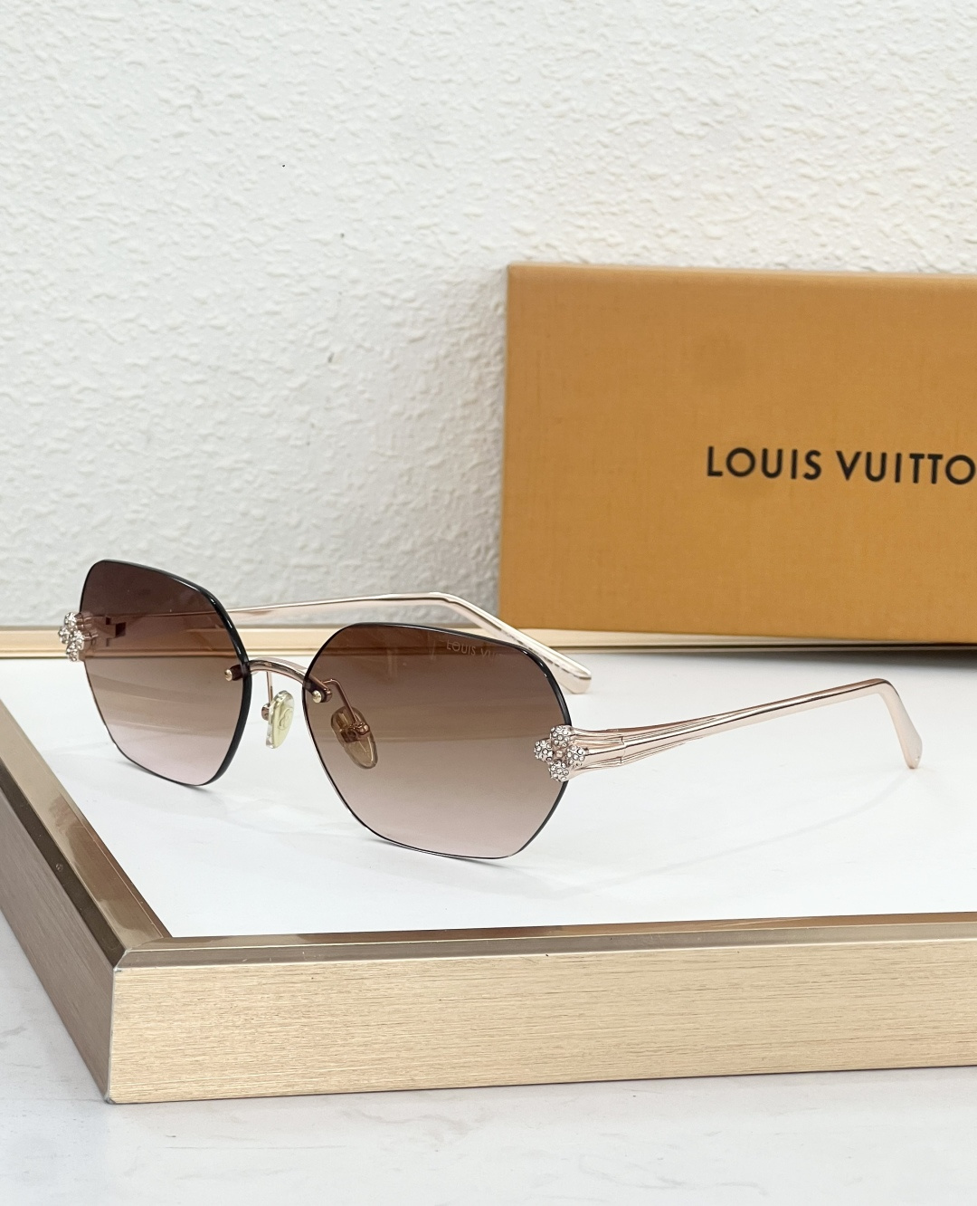 LOUIS VUITTO* MODEL：Z3324U SIZE：62口17-140 🐴 