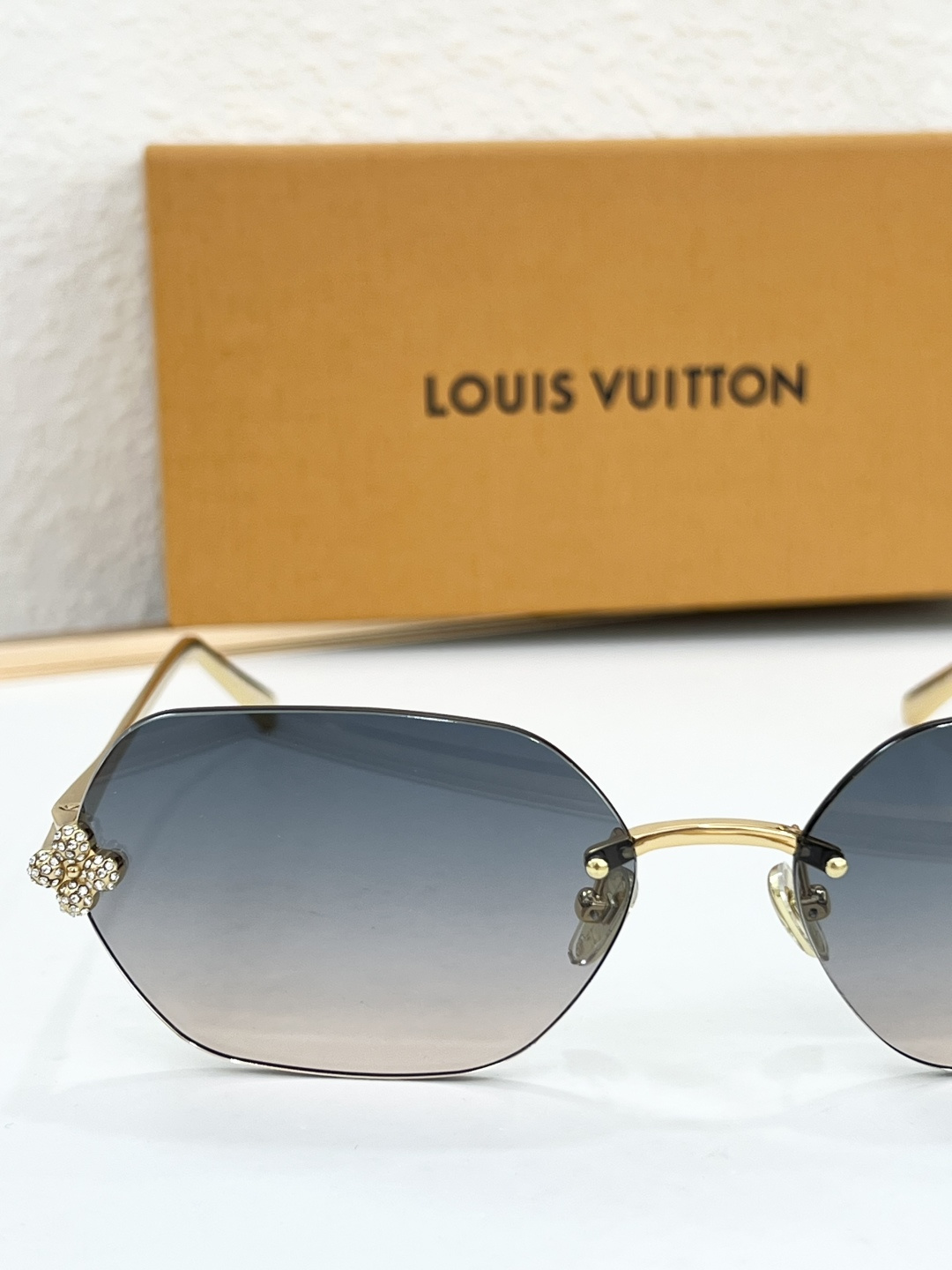 LOUIS VUITTO* MODEL：Z3324U SIZE：62口17-140 🐴 
