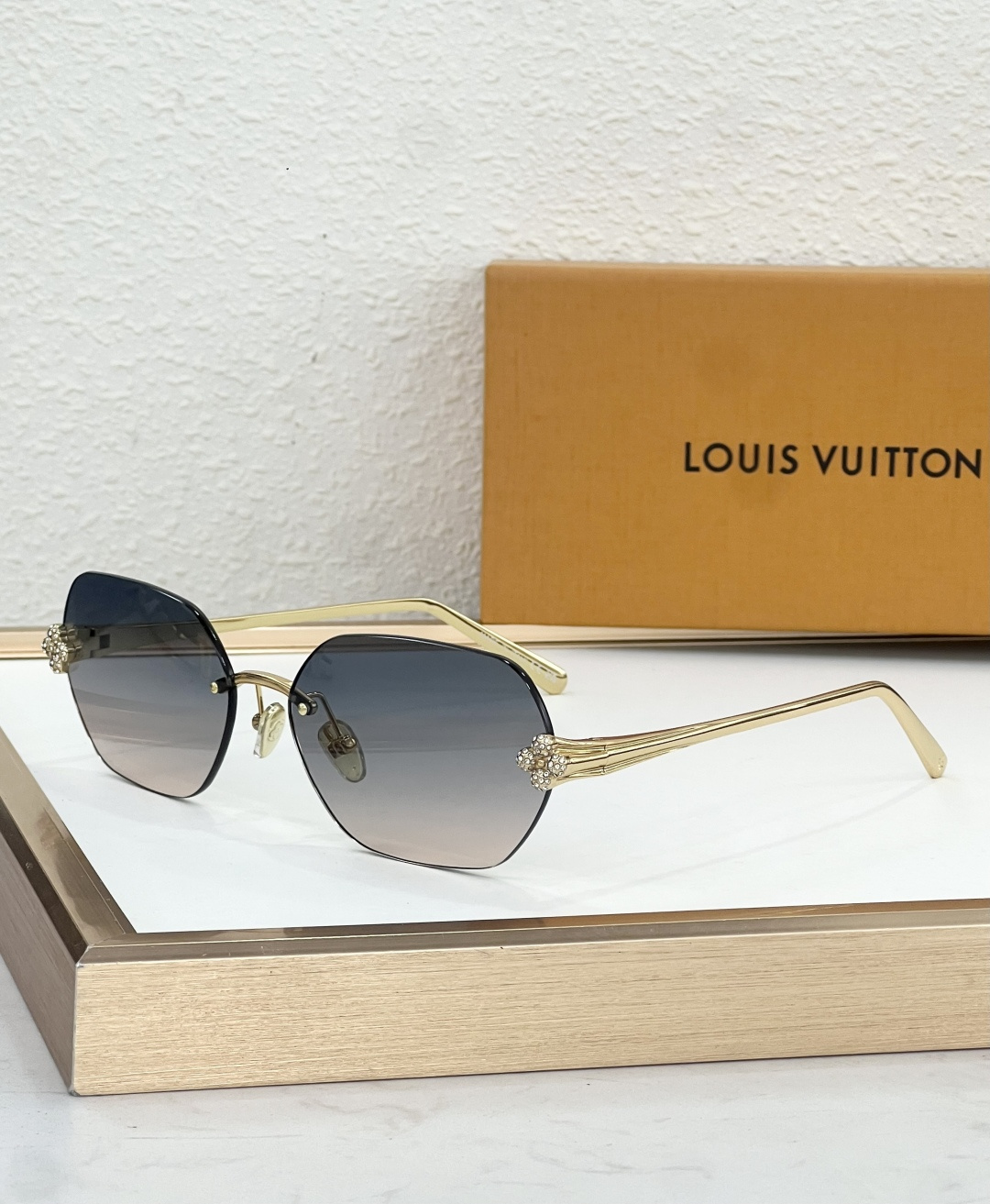 LOUIS VUITTO* MODEL：Z3324U SIZE：62口17-140 🐴 