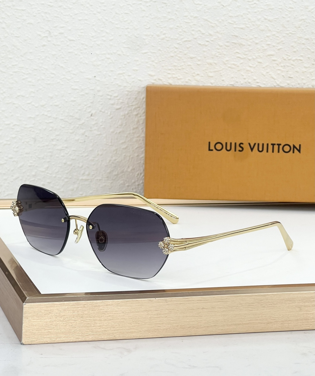 LOUIS VUITTO* MODEL：Z3324U SIZE：62口17-140 🐴 