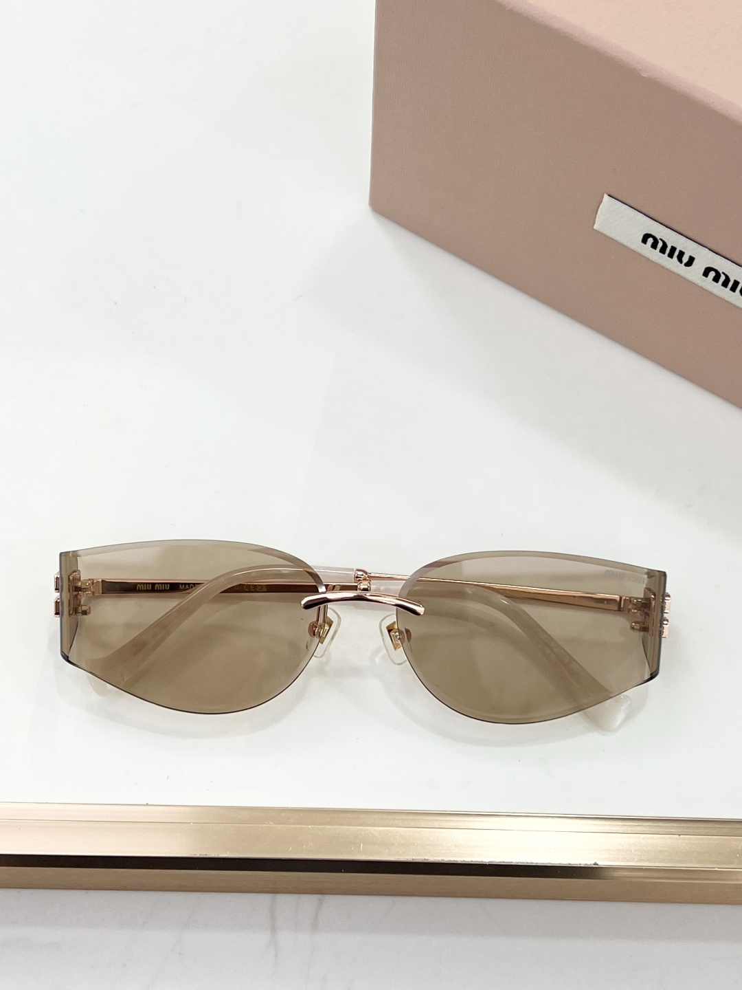 MIU M*MODEL:MU 175AVSIZE：64口16-138 🐯