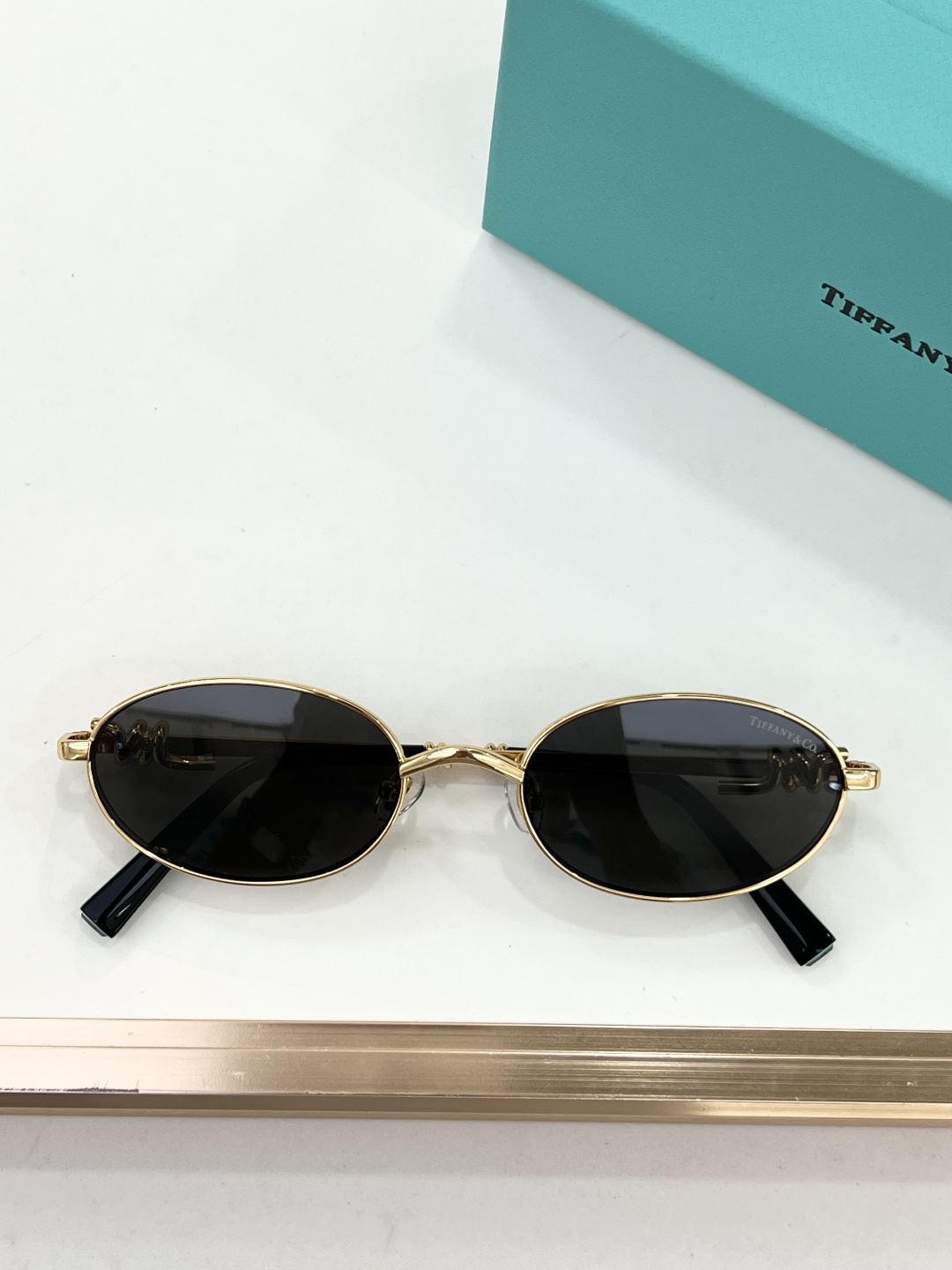 TIFFANY&Co. MODEL：TF2399D SIZE：55口20-145 