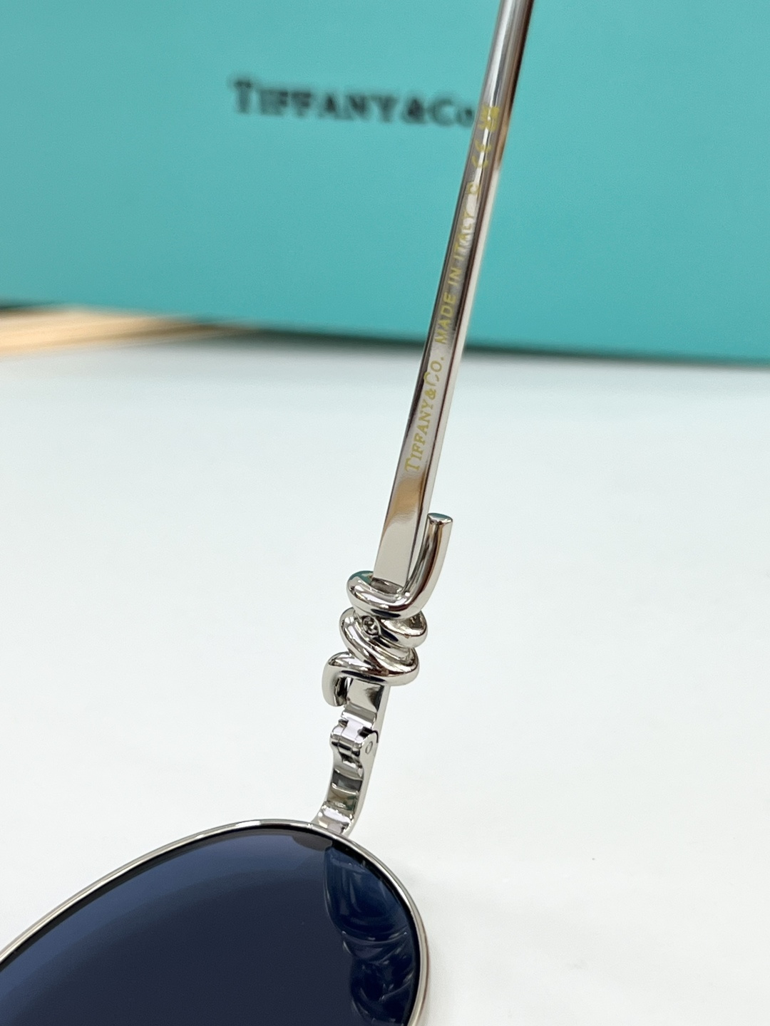 TIFFANY&Co. MODEL：TF2399D SIZE：55口20-145 
