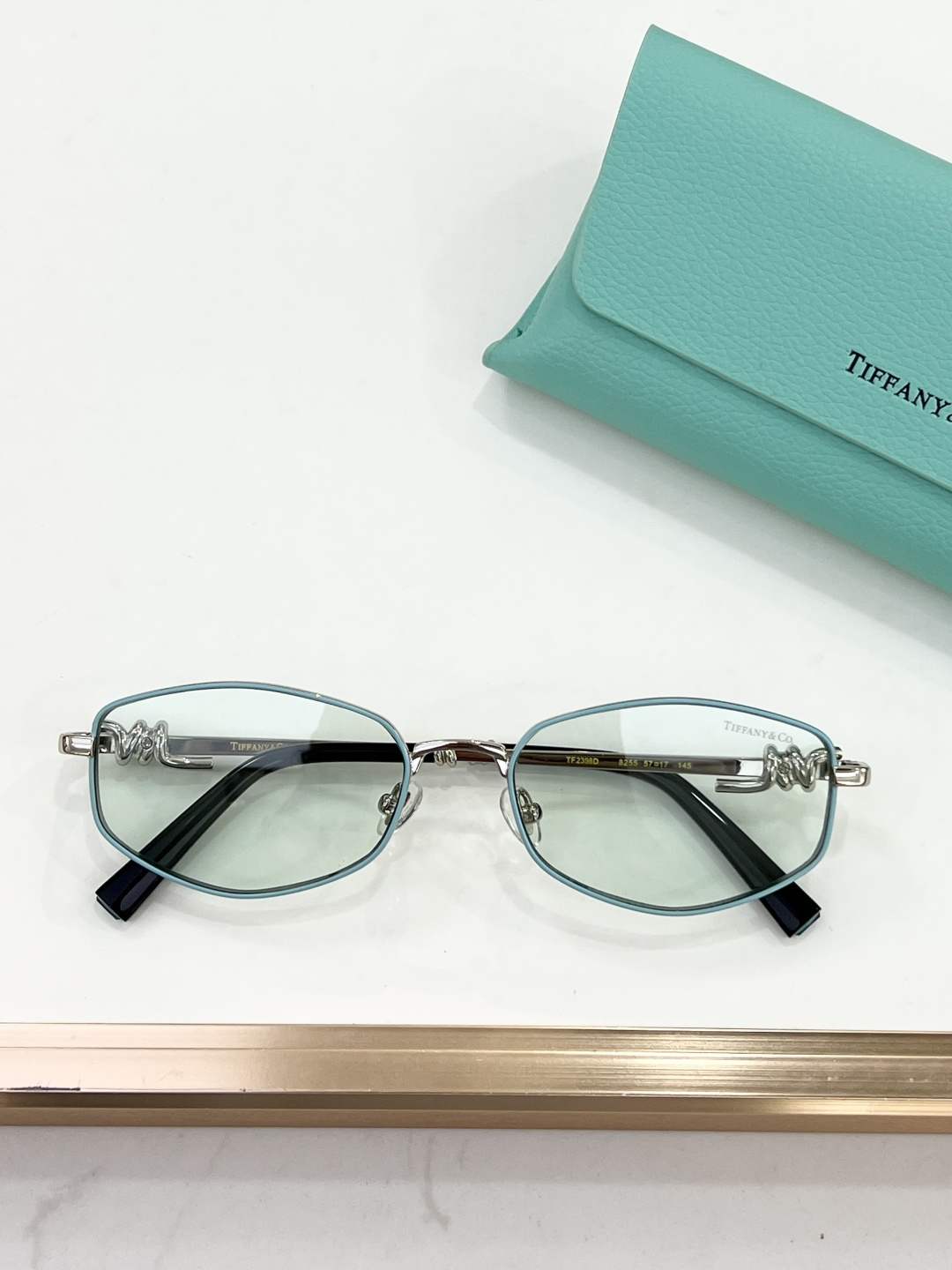 TIFFANY&Co. MODEL：TF2398D SIZE：57口17-145 
