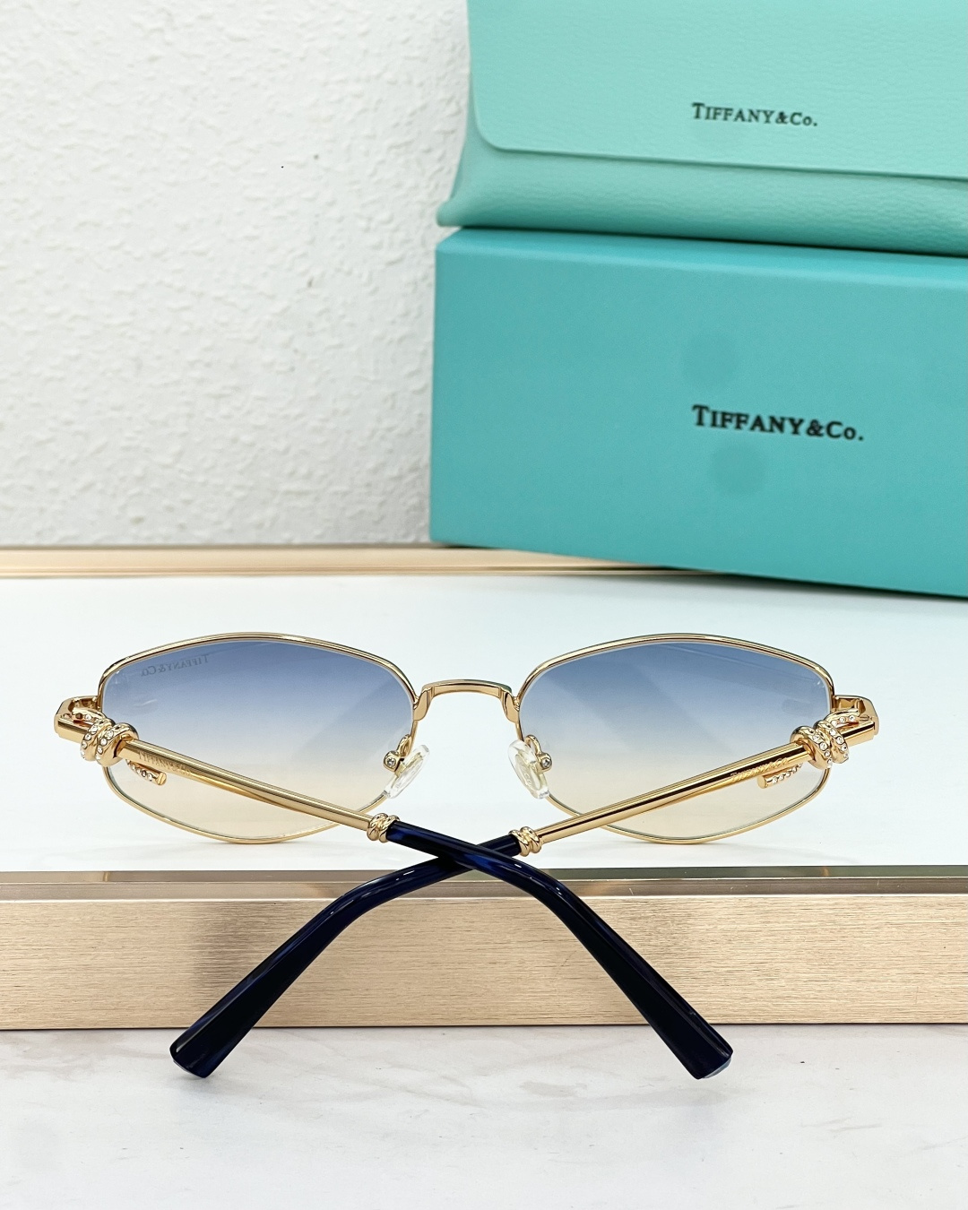 TIFFANY&Co. MODEL：TF2398D SIZE：57口17-145 