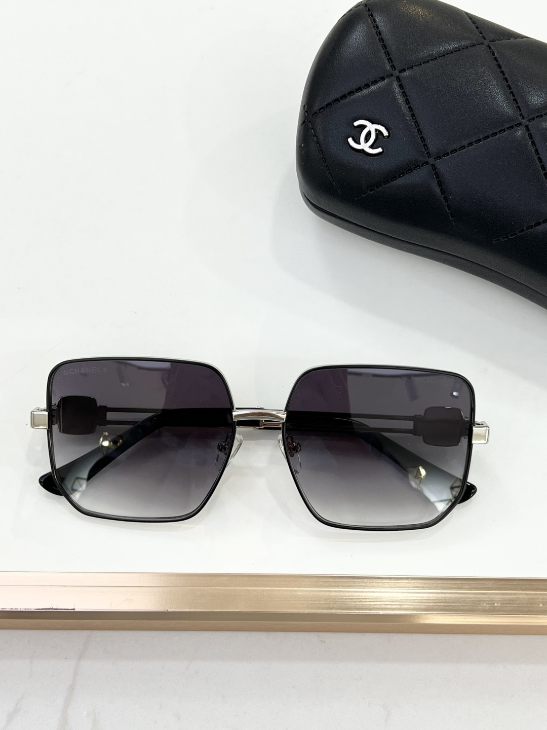 CHANE MODEL：A72388 SIZE：59口15-145 