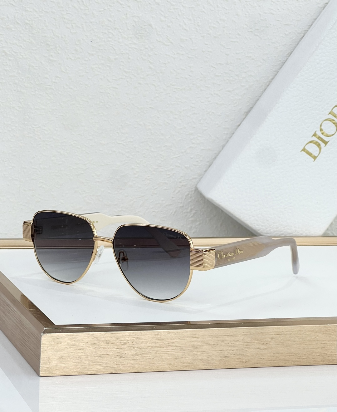 DIOR MODEL：DSGTA55UCR SIZE：57口14-145 🐦 