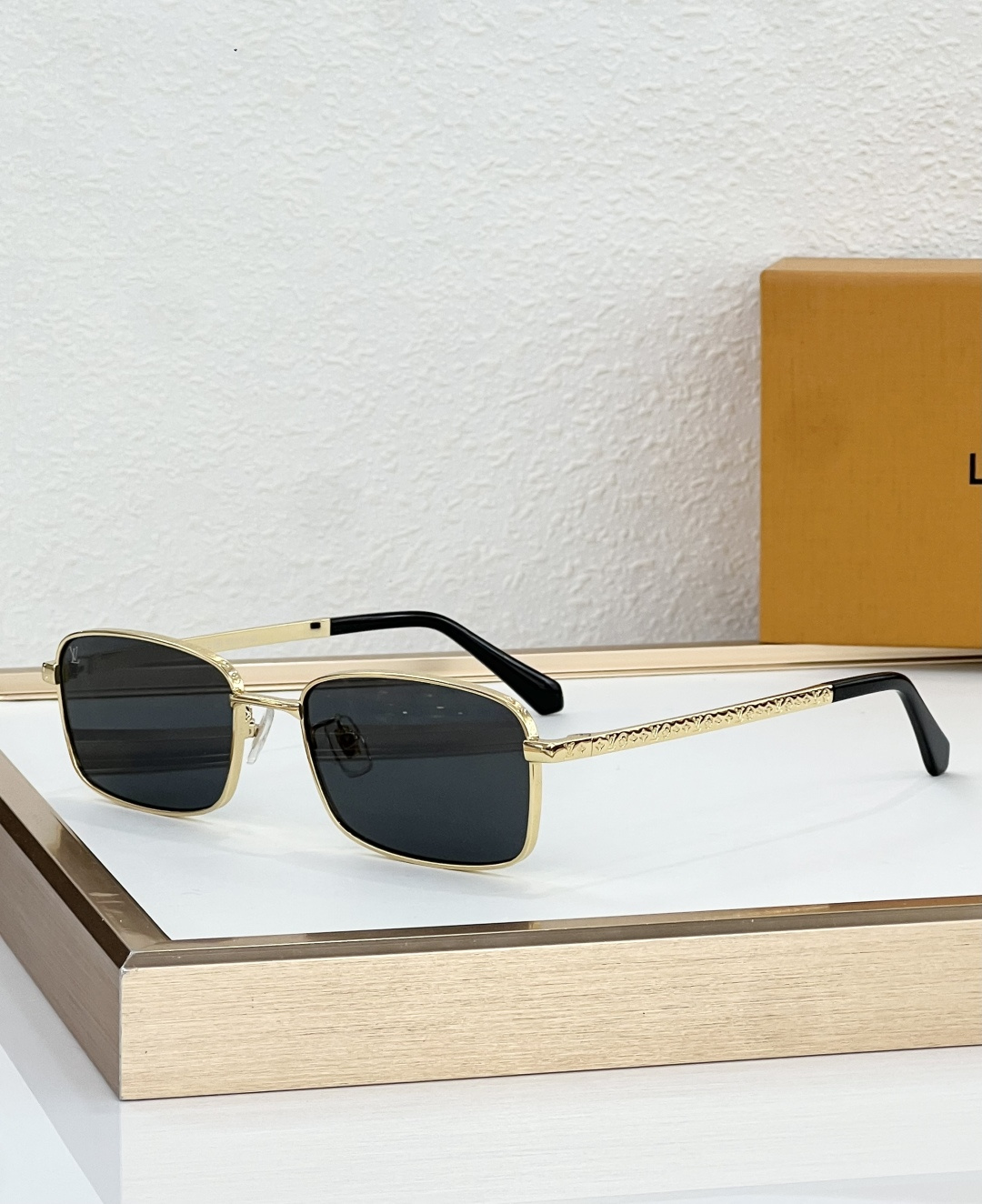 LOUIS VUITTO*  MODEL：Z3620U  SIZE：55口17-145 🐤 