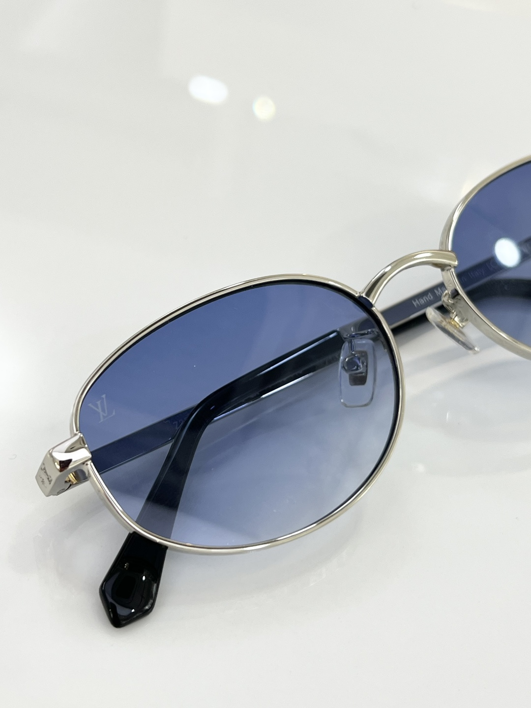 LOUIS VUITTO* MODEL：Z3622U SIZE：56口18 145 🐠 
