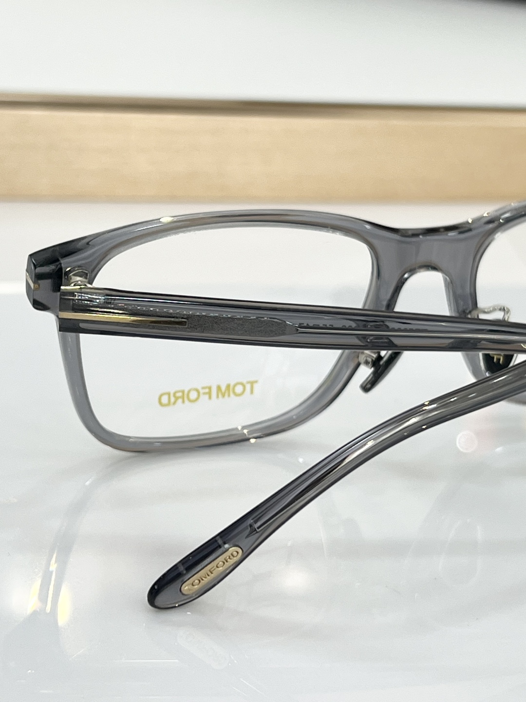 TOM FORD Model:TF5926-D-B Size:55口17-145 🦕 
