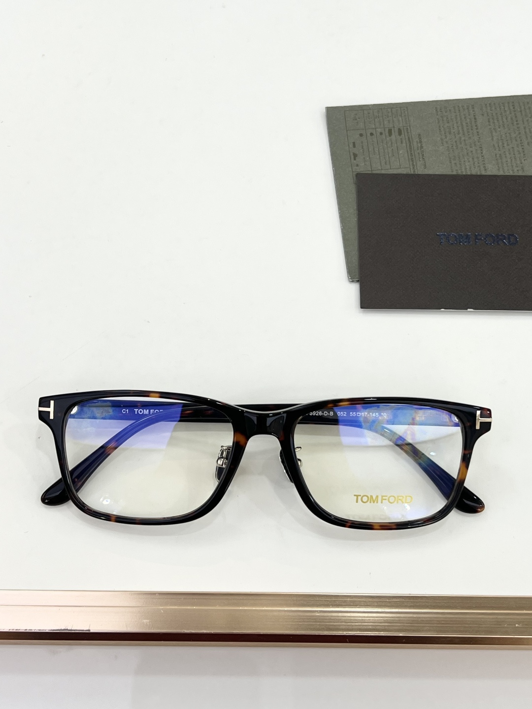 TOM FORD Model:TF5926-D-B Size:55口17-145 🦕 