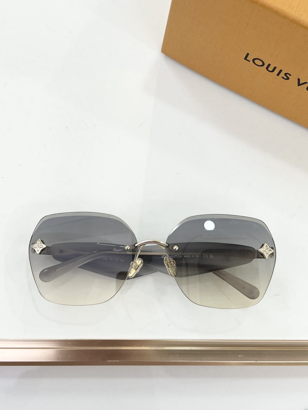 LOUIS VUITTON MODEL：Z8337 SIZE：65口15-145 🐜 