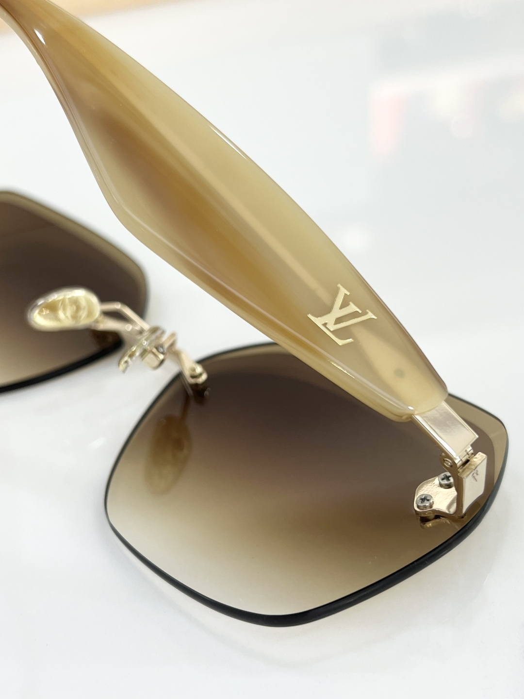 LOUIS VUITTON MODEL：Z8337 SIZE：65口15-145 🐜 