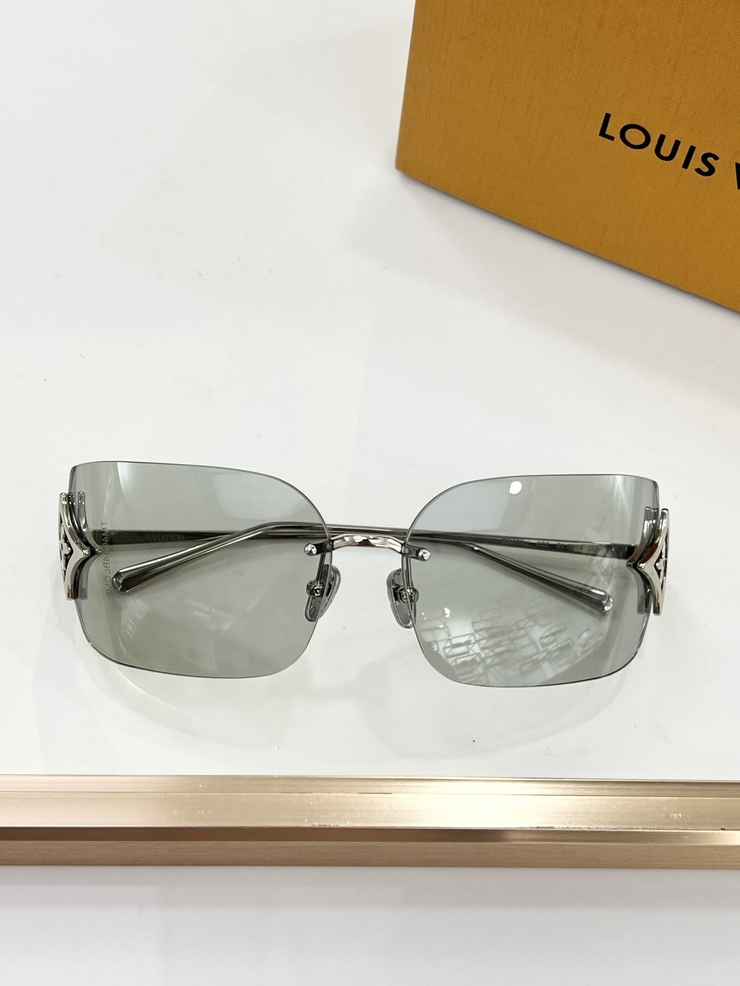 LOUIS VUITTO* MODEL：Z3457U SIZE：61口14-130 🐜 