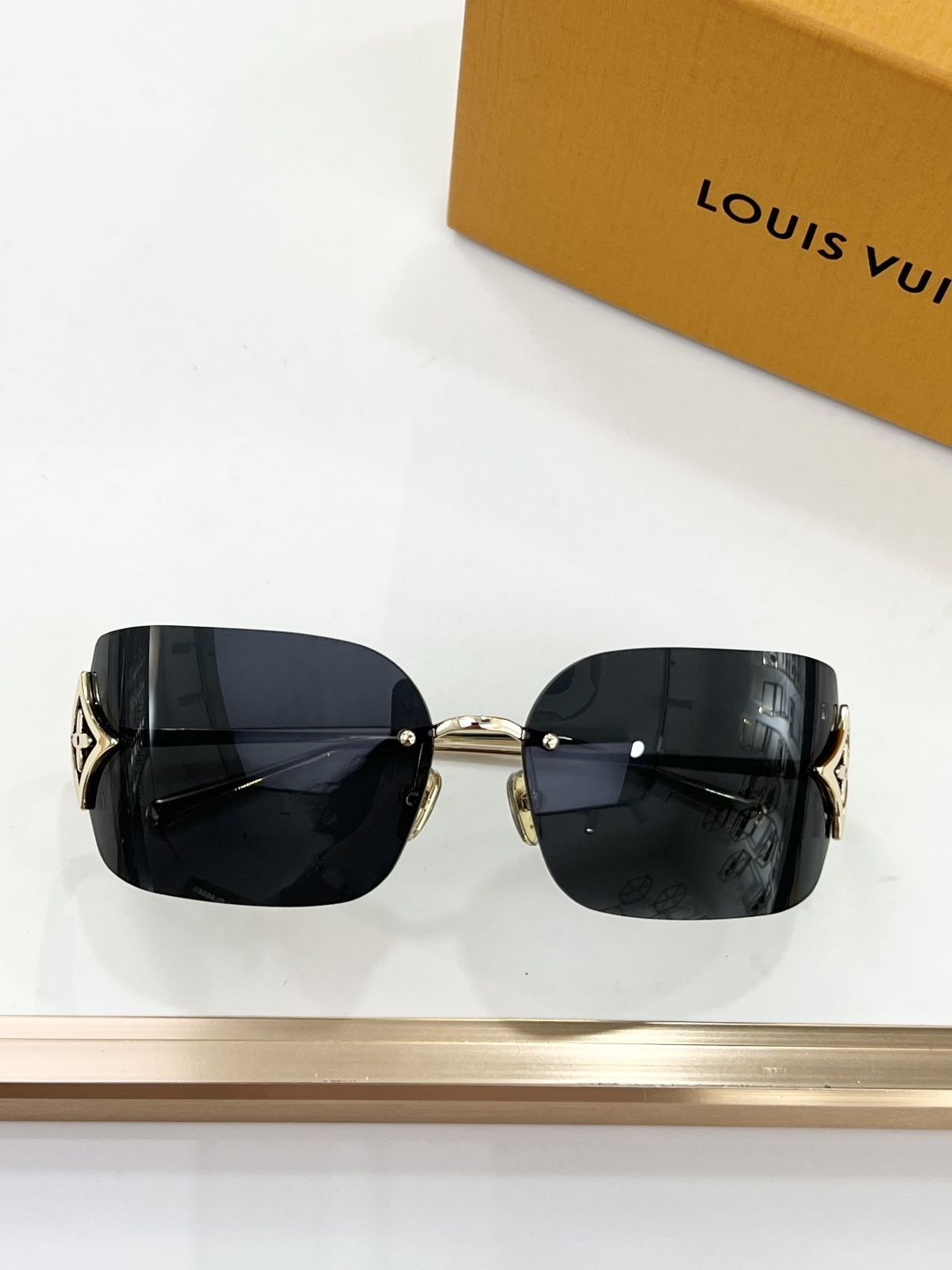 LOUIS VUITTO* MODEL：Z3457U SIZE：61口14-130 🐜 