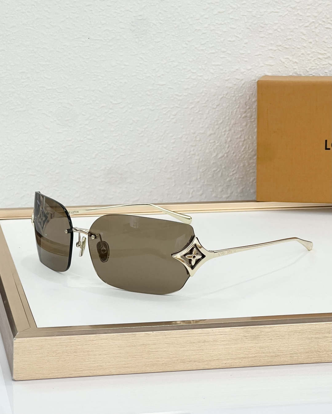 LOUIS VUITTO* MODEL：Z3457U SIZE：61口14-130 🐜 