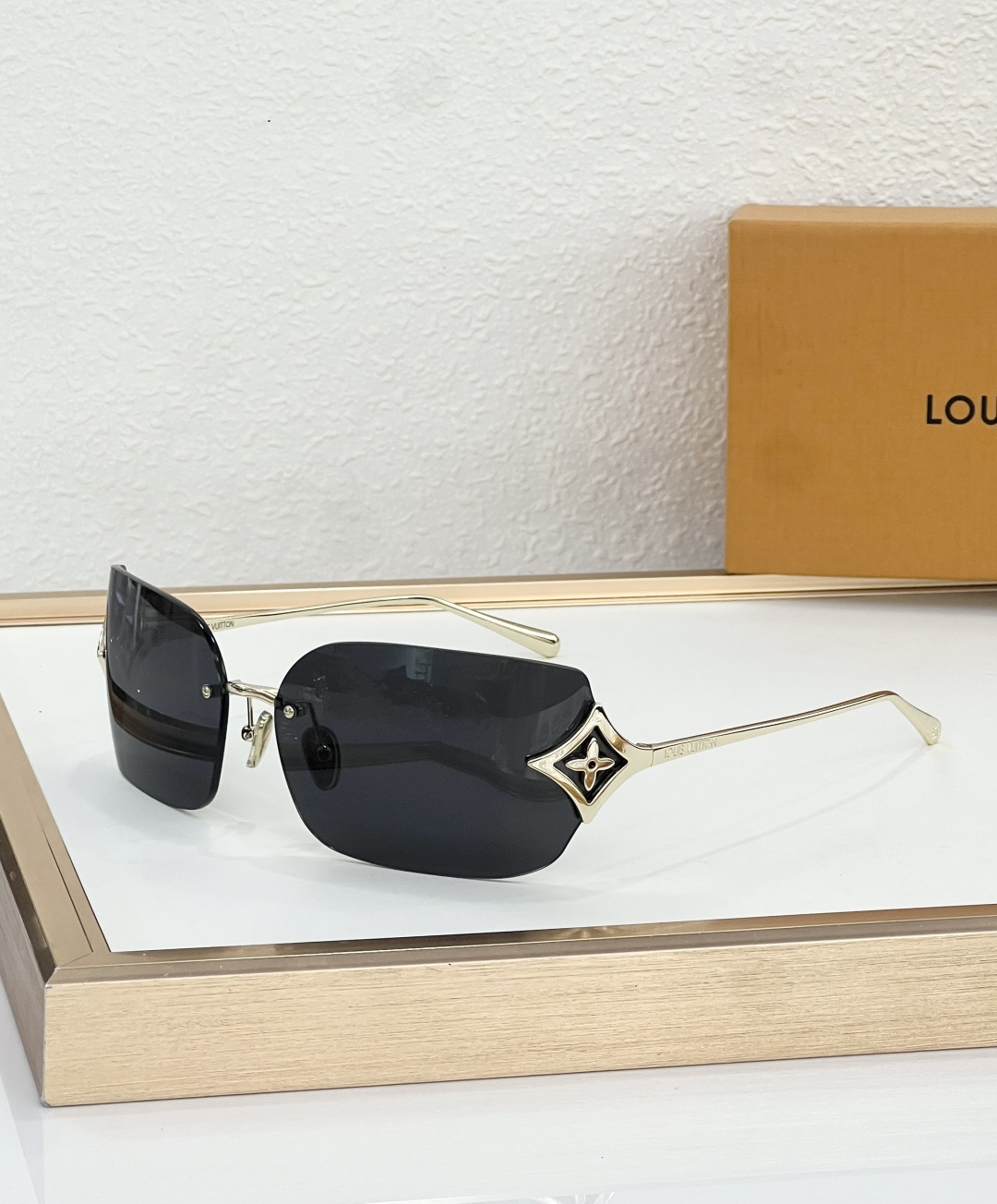 LOUIS VUITTO* MODEL：Z3457U SIZE：61口14-130 🐜 