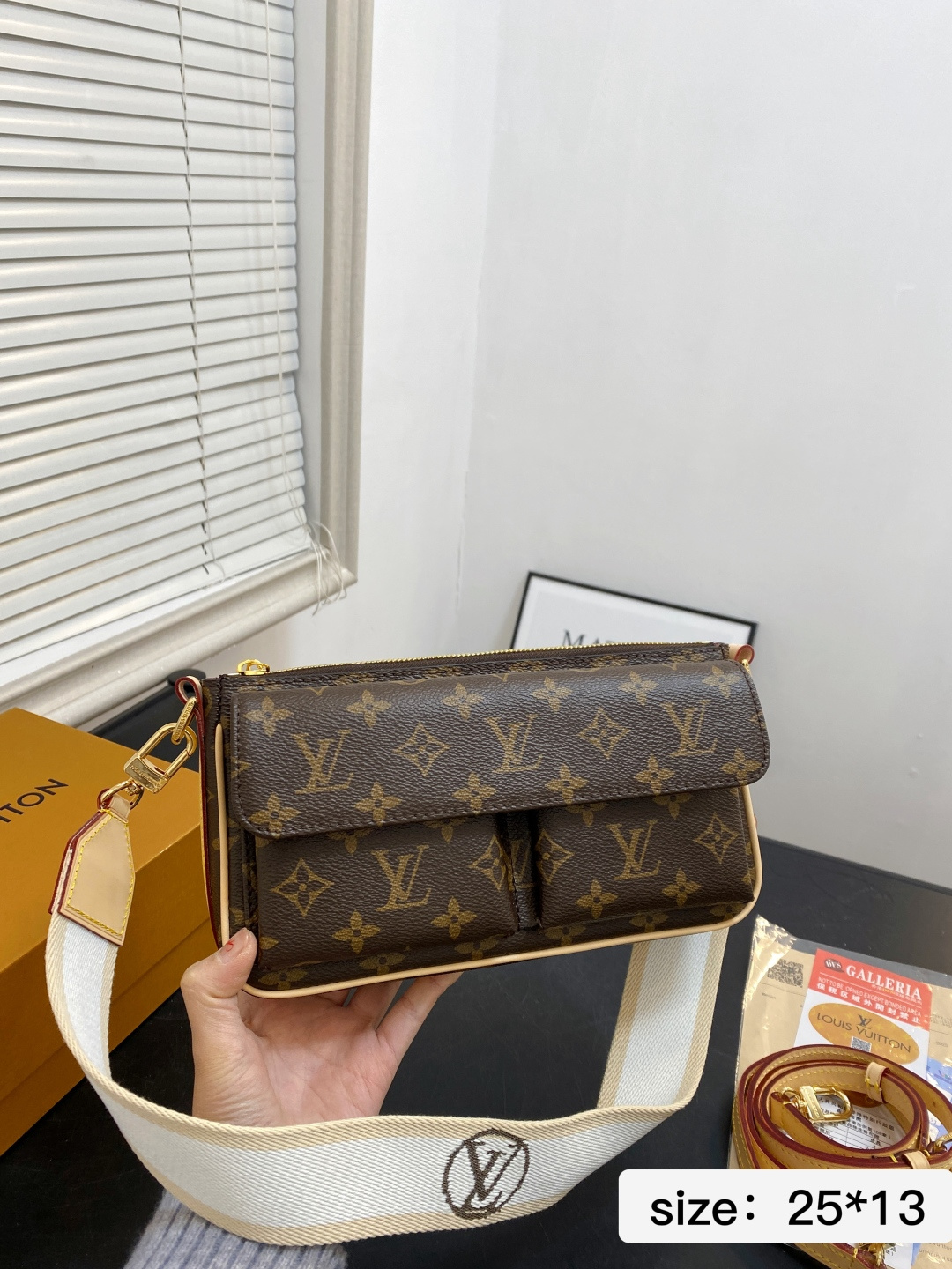 🅿️278 With Folding Box Chip Version | Color-changing Leather | Size 25 13 | D-372-2 Size 25×13 Folding Box Airplane Case | Lv Camel Bag Can Be Packed And Versatile, Super Good-looking | Used For Urban Commuting, It Is Really Fragrant | Carrying It To The Workplace Is Like Riding The Wind And Waves | 1229