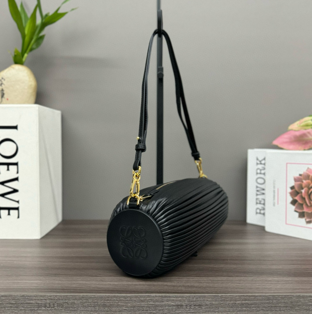 NO:583928,Return goods, Loewe, loewe19860909回货,罗意威,loewe,Bag