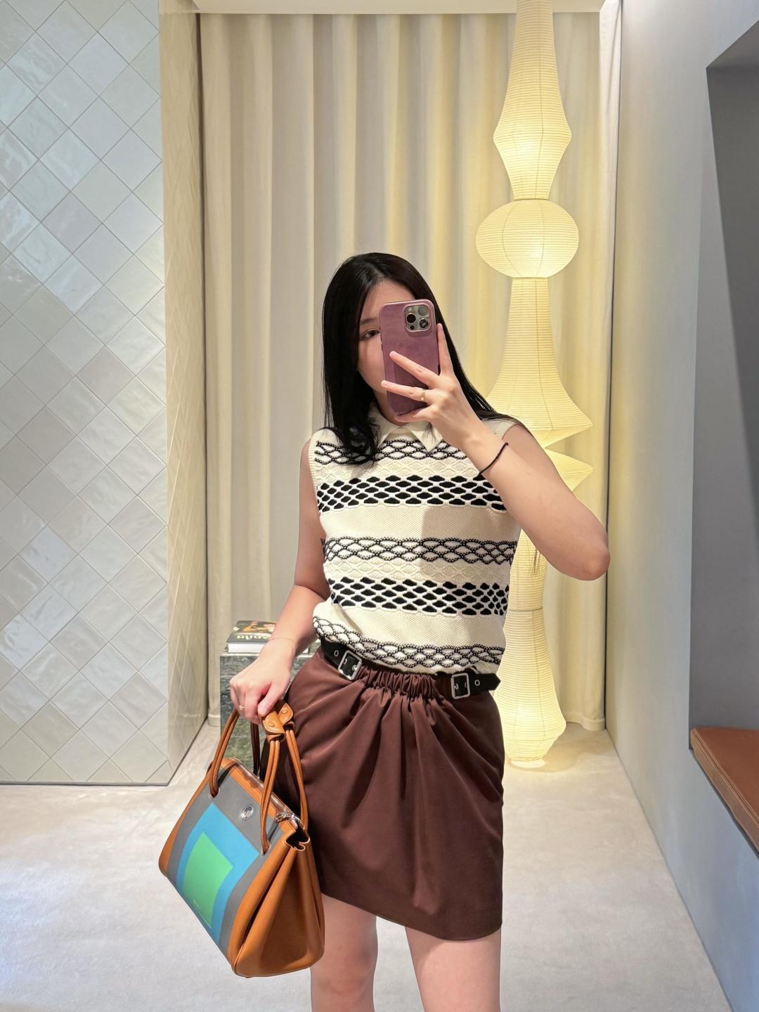 NO:601994,Luo JWA's final work, FW25 show, fashionable top student, full of artistic sense ~, Madrid handbags, loewe19860909罗家 JWA收官之作 FW25秀款 时髦尖子生 艺术感满满～,Madrid 手袋,loewe,Bag