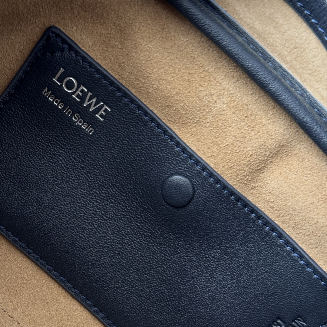 LO℮w℮🌟新款 丹宁布 Amazona 23 CroPPed 手袋 *保龄球包🎳最新尺寸🆕诞生于197