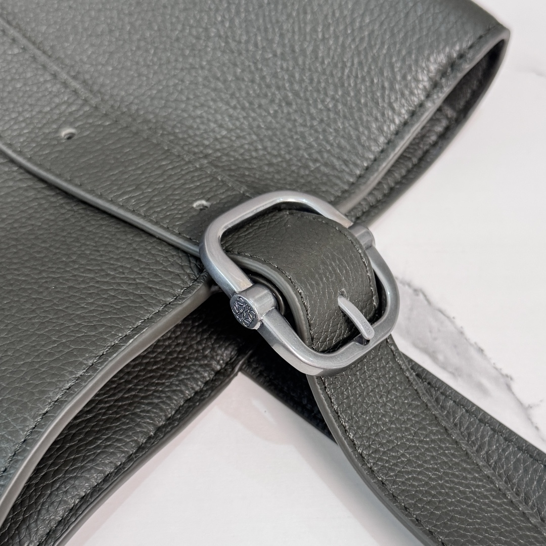 Loewe Style Brown Leather Tote Bag Bags Tote Bag detail image 7 from source 770706