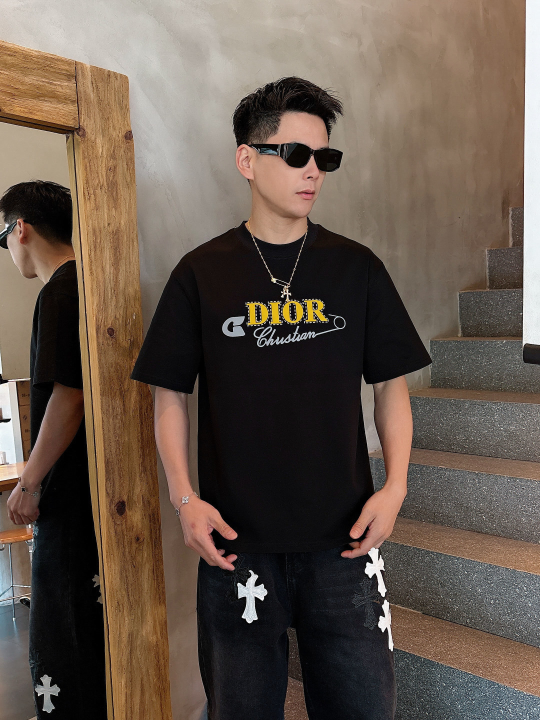 NO:452161,Dior/Dior 2025 spring and summer new product, complete three standards, round neck pure cotton short-sleeved T-shirt, no need to introduce too much good products, look at the details, counter code M-XXXL / Suggestions L,,dior,dior,T-shirt,tees,t-shirt,alexander wang19860909Dior/迪奥 2025春夏新品 三标齐全 圆领纯棉短袖T恤 好货不用过多介绍 看细节 专柜码数M-XXXL /建议L,,dior,dior,T-shirt,tees，t-shirt,alexander wang,Men's clothing