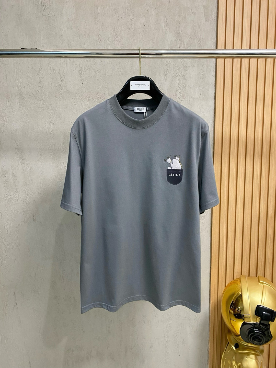 NO:428647,Celine/Celine 2025 Spring and Summer New Products are available, Three Standards Complete Pure Cotton Round Neck Short-Sleeve T-shirts, Don’t need to introduce too much good products, look at the details, Counter Code M-XXXL 175/Suggestions L, celine, celine, T-shirt, tees, t-shirt, alexander wang19860909Celine/赛琳 2025年春夏新品上新 三标齐全 纯棉圆领短袖T恤 好货不用过多介绍 看细节 专柜码数M-XXXL 175/建议L,,celine,celine,T-shirt,tees，t-shirt,alexander wang,Men's clothing