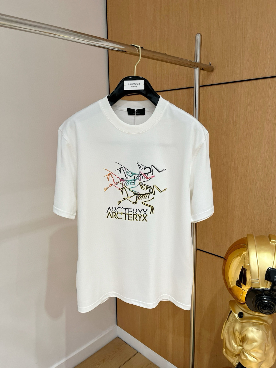NO:423047,Arc/Architecture Bird 2025 Spring and Summer New Products, Complete Three Standards, 260g Round Neck Pure Cotton Short-Sleeve T-shirt, Don’t need to introduce too much good products, look at the details, Counter Code M-XXXL 175/Suggestions, Arc'teryx, T-shirt,tees, t-shirt,alexander wang19860909Arc/始祖鸟 2025春夏新品 三标齐全 260克圆领纯棉短袖T恤 好货不用过多介绍 看细节 专柜码数M-XXXL 175/建议L,arc'teryx,T-shirt,tees，t-shirt,alexander wang,Men's clothing