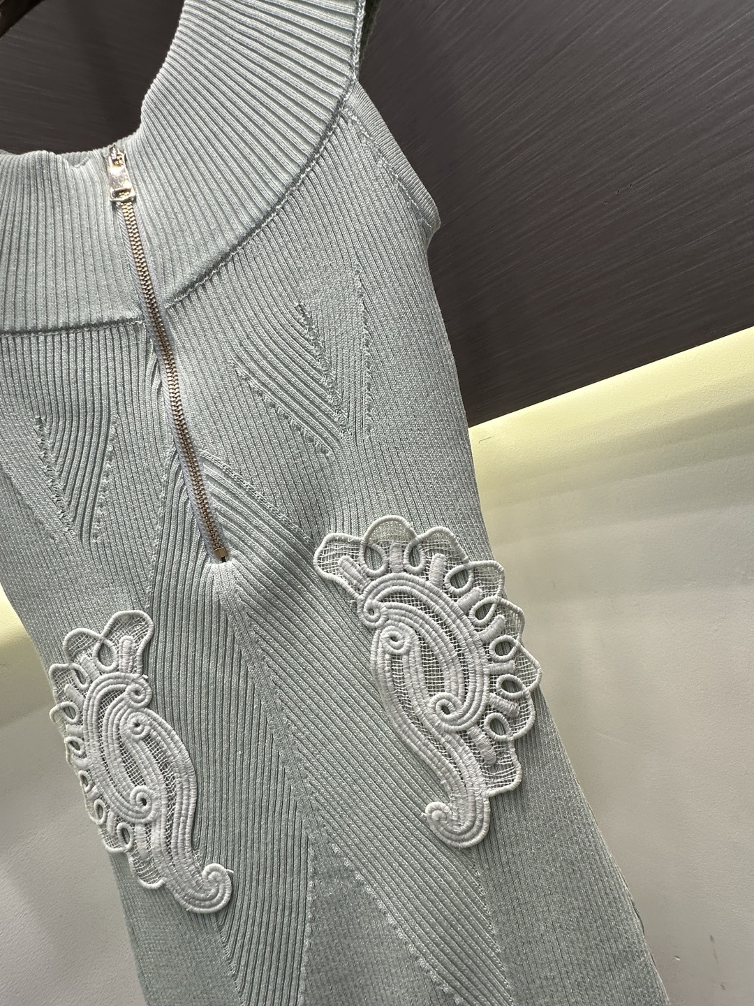 Chanel - Sweater