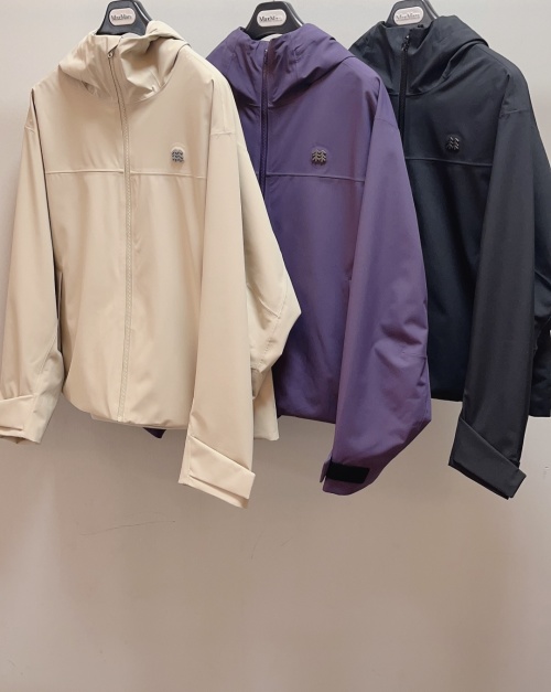Max Mara Women's Casual Windbreaker Jacket - Khaki, Purple, and Black 1 Max Mara Women's Casual Windbreaker Jacket - Khaki, Purple, and Black