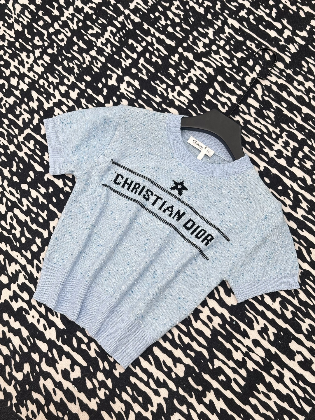 NO:335647,New pattern embellishment and decoration, slim and fashionable upper body, size //,,alexander wang19860909新款 图案点缀修饰 上身顯瘦時尚 码数//,,alexander wang,Women's clothing