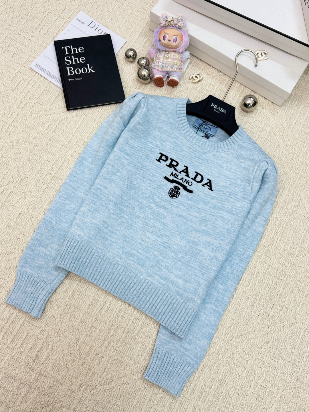 NO:438872,Embroidered gradient wool long sleeves logo embellishment and decoration, slim and versatile upper body 3 color code //,,alexander wang19860909刺绣渐变色羊毛长袖 logo点缀修饰 上身显瘦百搭 3色碼 //,,alexander wang,Women's clothing