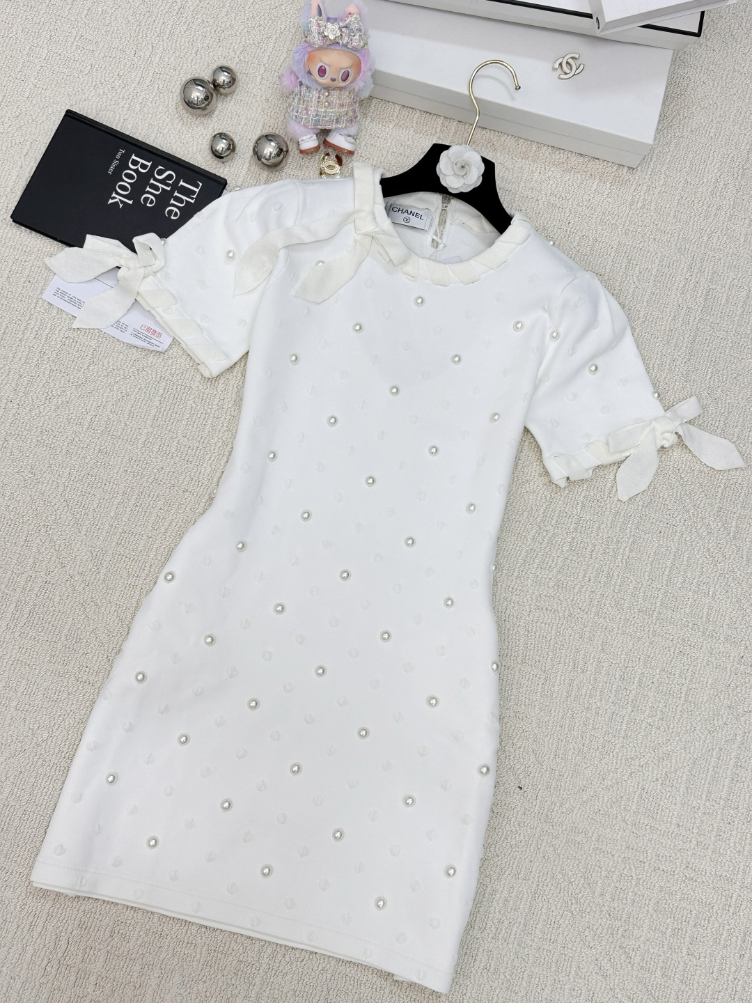 NO:439558,New style handmade dress logo pattern embellishment and high-end atmosphere on the upper body //, skirts, alexander wang19860909新款 手工连衣裙logo图案修饰点缀 上身高级氛围感 //,,skirts,alexander wang,Women's clothing