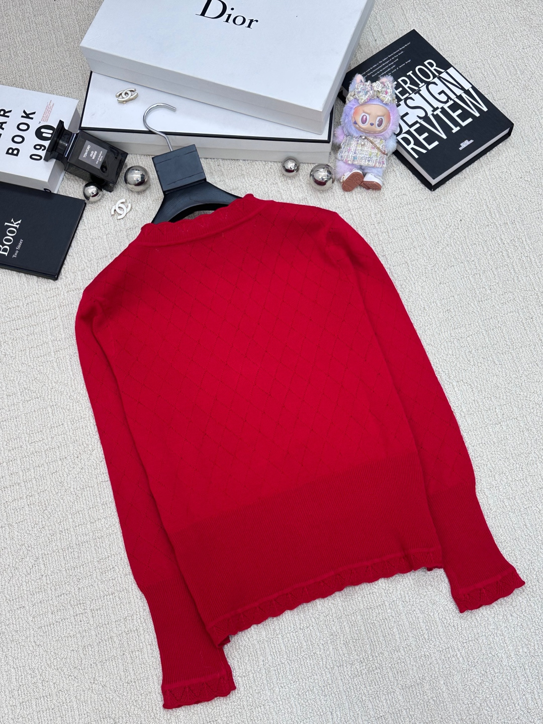 𝐕𝐢𝐕𝐢𝐞𝐧𝐧𝐞 𝐖𝐞𝐬𝐭𝐰𝐨𝐨𝐝🪐𝟐𝟓秋冬新款 镂空圆领针织开衫 logo图案修饰点缀 系列款出货 上