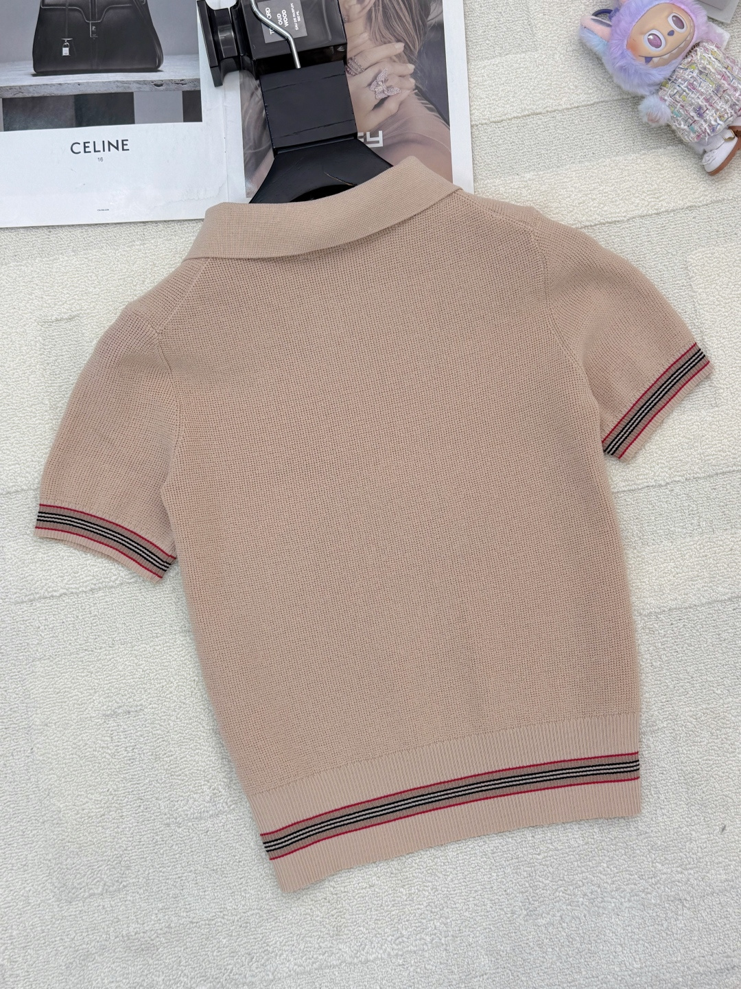 버버리 지퍼 카라 반팔 티셔츠 상세 이미지 6