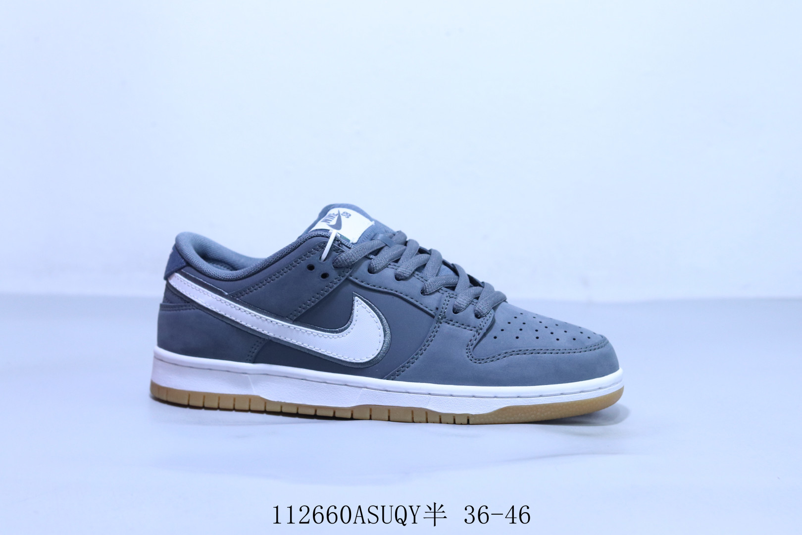 💰170
耐克  Nike SB Dunk Low Pro 复古低帮 休闲运动滑板板鞋 112660ASUQY半 36-46