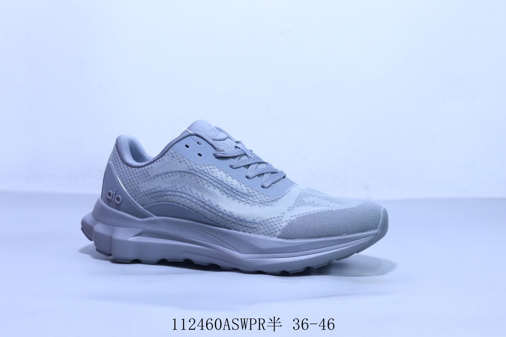 💰150
ALO RUNNER 网透面气 训跑练步鞋 112460ASWPR半 36-46