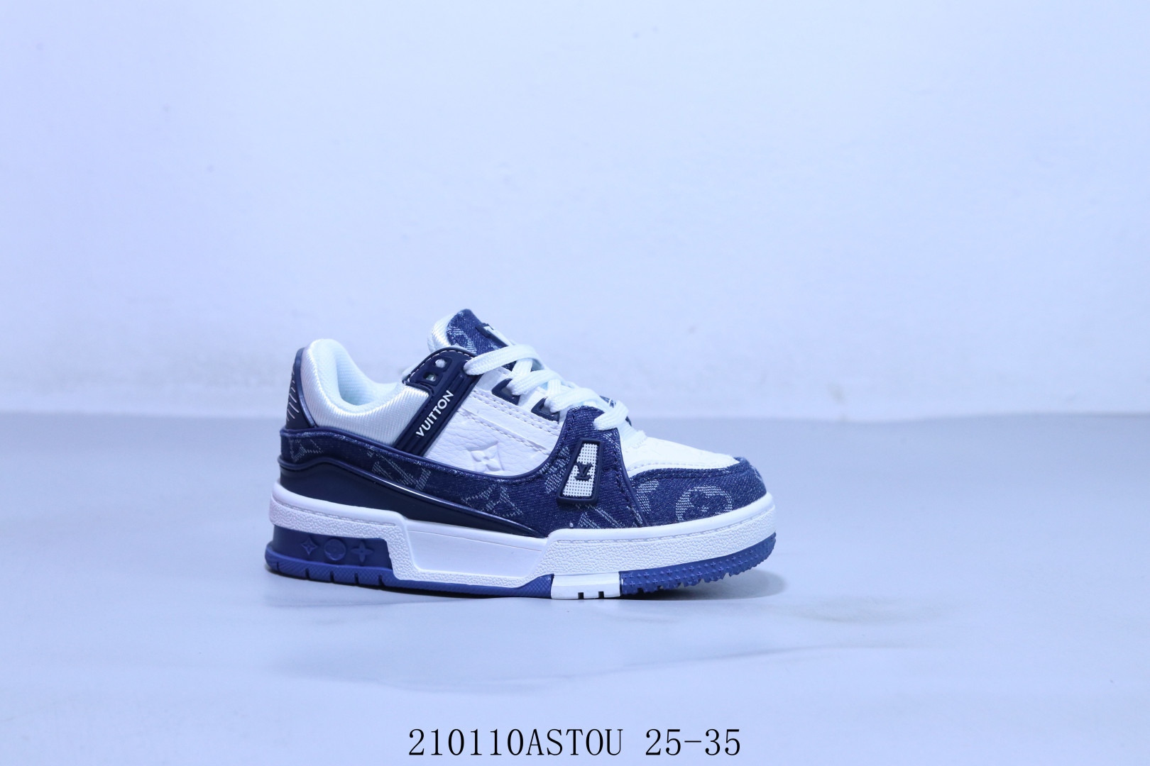 童鞋!LV路易威登Louis Vuitton Trainer Sneaker Low休闲运动文化百搭篮球板鞋 210110ASTOU