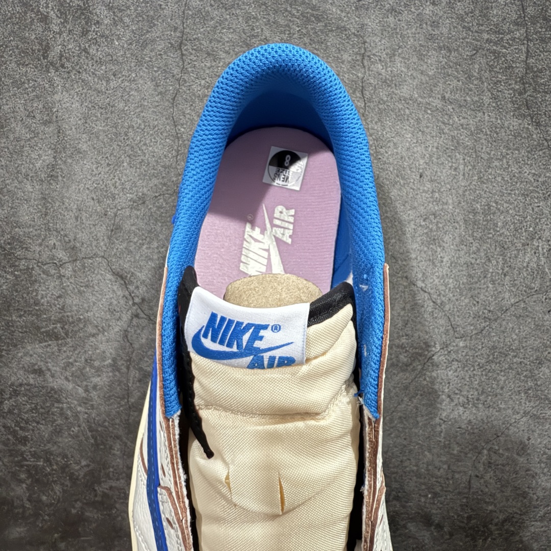 图片[8]-【GX纯原】Travis Scott x Air Jordan AJ1 Low OG SP TS联名倒钩低帮 白蓝 DM7866-104n知名大厂出品 纯原第一梯队版本产品品控稳定性领先行业 各方面均可对飙市面通货版nSZ原厂全套原楦原纸板冲刀磨具开发 原厂皮料加持原厂港宝加持定型后跟R度完美 同源原厂电绣 鬼脸飞翼针数密度立体效果一致 百分百一致原鞋 原厂拉帮工艺 针距密度一致 后跟弧度收口自然不对折 极致一眼正品既视感 进口玻璃冲刀皮料裁剪零毛边 全鞋电脑针车工艺 品控清洁度最高QC检验标准 免检产品 原厂订购鞋盒、鞋标、防尘纸、鞋撑、鞋带 追求极致的原厂味道SIZE：36-48.5 编码：X10400420-莆田鞋批发中心