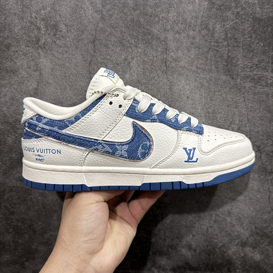 【定制版】Nk SB Dunk Low LV联名-米蓝牛仔勾 周年高端定制 低帮休闲板鞋n#定制鞋盒 大厂纯原品质出货 超高清洁度 皮料切割干净无任何毛边 细节完美 货号：JH8310-955 尺码：36 36.5 37.5 38 38.5 39 40 40.5 41 42 42.5 43 44 44.5 45 编码：HXS240260-莆田鞋批发中心