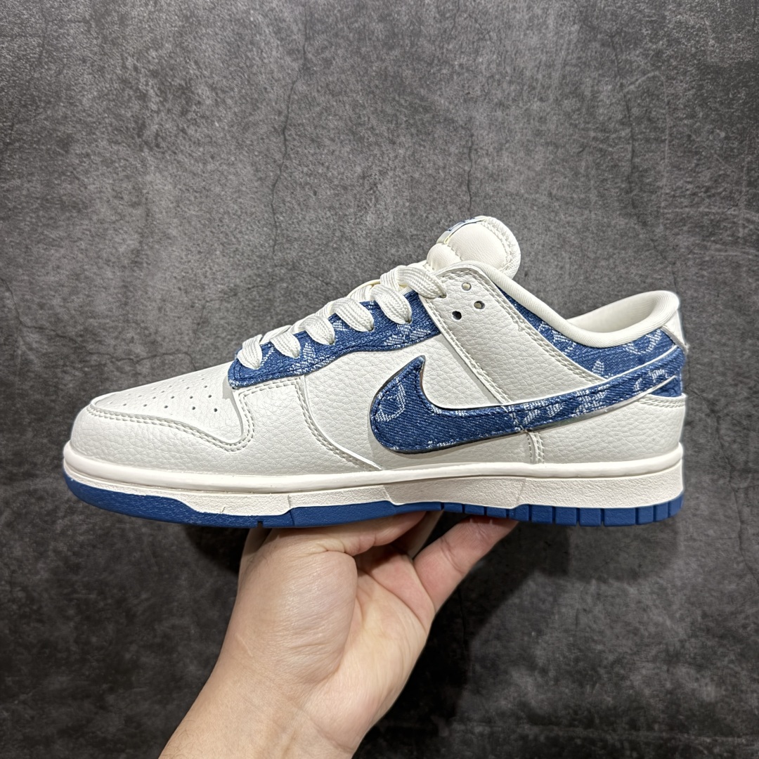 图片[2]-【定制版】Nk SB Dunk Low LV联名-米蓝牛仔勾 周年高端定制 低帮休闲板鞋n#定制鞋盒 大厂纯原品质出货 超高清洁度 皮料切割干净无任何毛边 细节完美 货号：JH8310-955 尺码：36 36.5 37.5 38 38.5 39 40 40.5 41 42 42.5 43 44 44.5 45 编码：HXS240260-莆田鞋批发中心