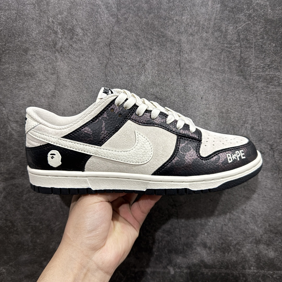 【定制版】Nk SB Dunk Low BAPE联名 泼墨猪八白勾 周年高端定制 低帮休闲板鞋 DJ2024-053n#定制鞋盒 大厂纯原品质出货 超高清洁度 皮料切割干净无任何毛边 细节完美  尺码：36 36.5 37.5 38 38.5 39 40 40.5 41 42 42.5 43 44 44.5 45  编码：HXS340360-莆田鞋批发中心