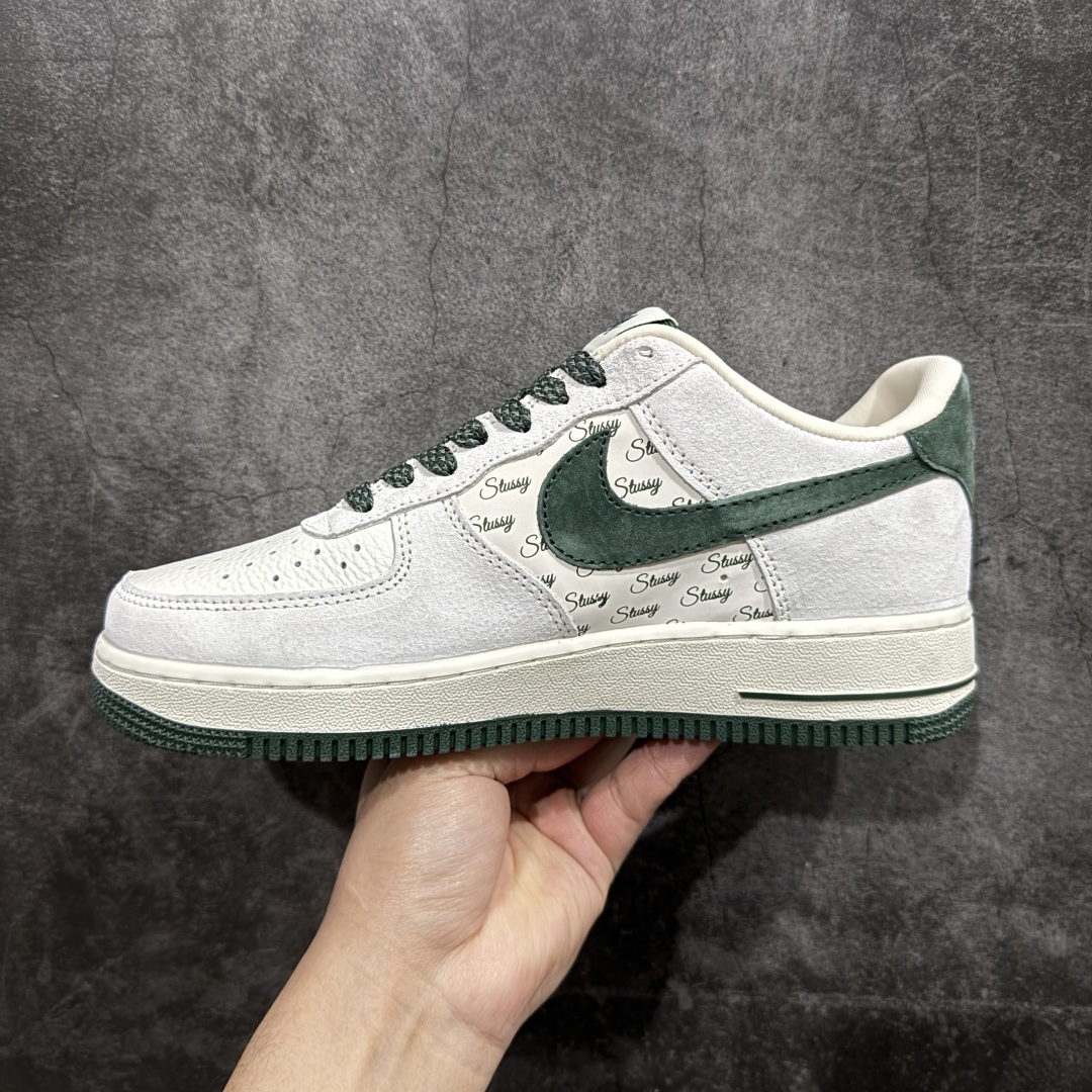 图片[2]-【公司级】Nk Air Force 1\’07 Low 斯图西联名 英文绿翻毛勾 空军一号低帮休闲板鞋 CH6336-511rn#原楦头原纸板 原装鞋盒 定制五金配件 内置全掌气垫 原厂鞋底 r 尺码：36 36.5 37.5 38 38.5 39 40 40.5 41 42 42.5 43 44 44.5 45 编码：HXS310320-莆田鞋批发中心