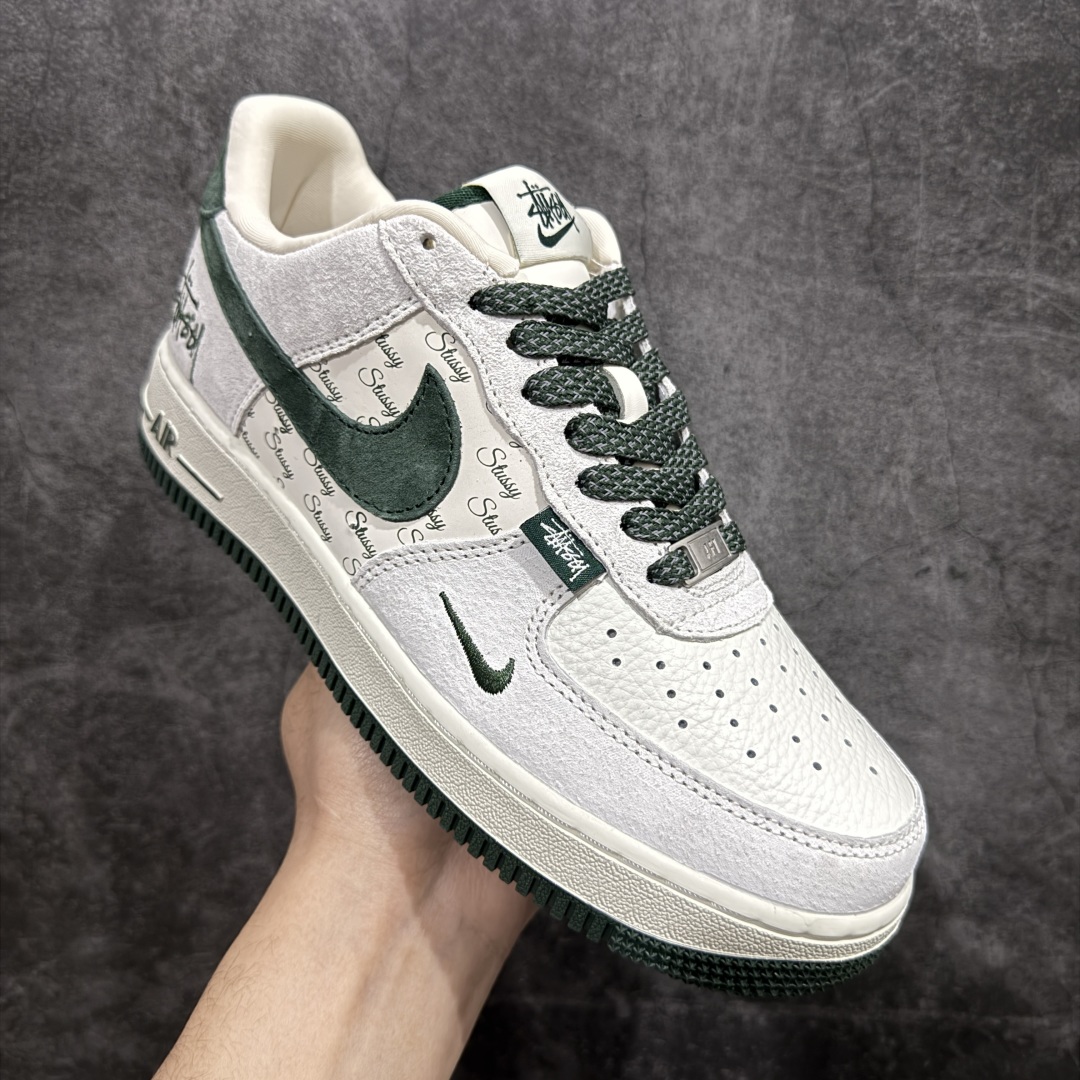 图片[3]-【公司级】Nk Air Force 1\’07 Low 斯图西联名 英文绿翻毛勾 空军一号低帮休闲板鞋 CH6336-511rn#原楦头原纸板 原装鞋盒 定制五金配件 内置全掌气垫 原厂鞋底 r 尺码：36 36.5 37.5 38 38.5 39 40 40.5 41 42 42.5 43 44 44.5 45 编码：HXS310320-莆田鞋批发中心