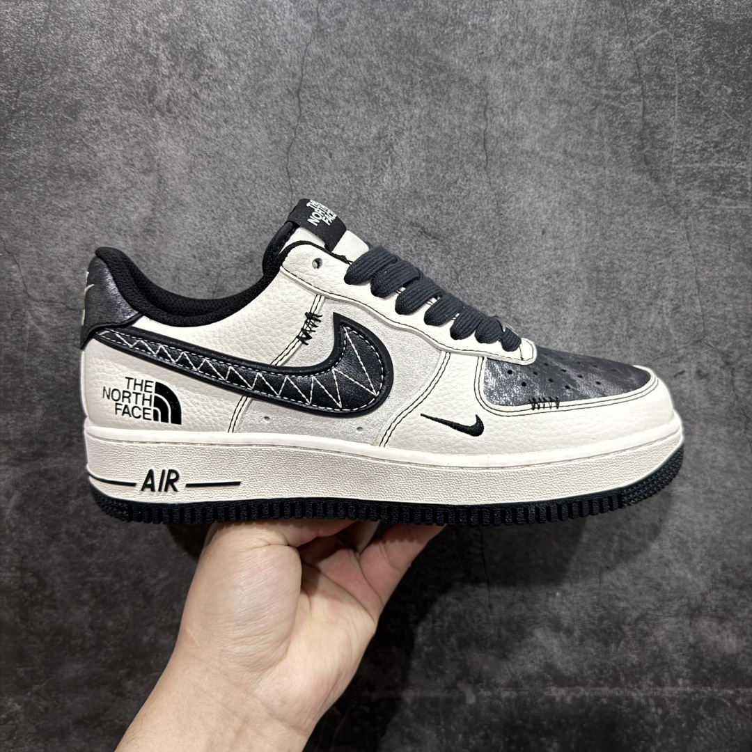 【公司级】Nike Air Force 1 Low 07 x The North Face 米黑小钩n原楦头原纸板 打造纯正低帮空军版型 专注外贸渠道 全掌内置蜂窝气垫原盒配件 原厂中底钢印、拉帮完美官方货号：DM6688 005 Size：36 36.5 37.5 38 38.5 39 40 40.5 41 42 42.5 43 44 44.5 45 编码：HXS310320-莆田鞋批发中心