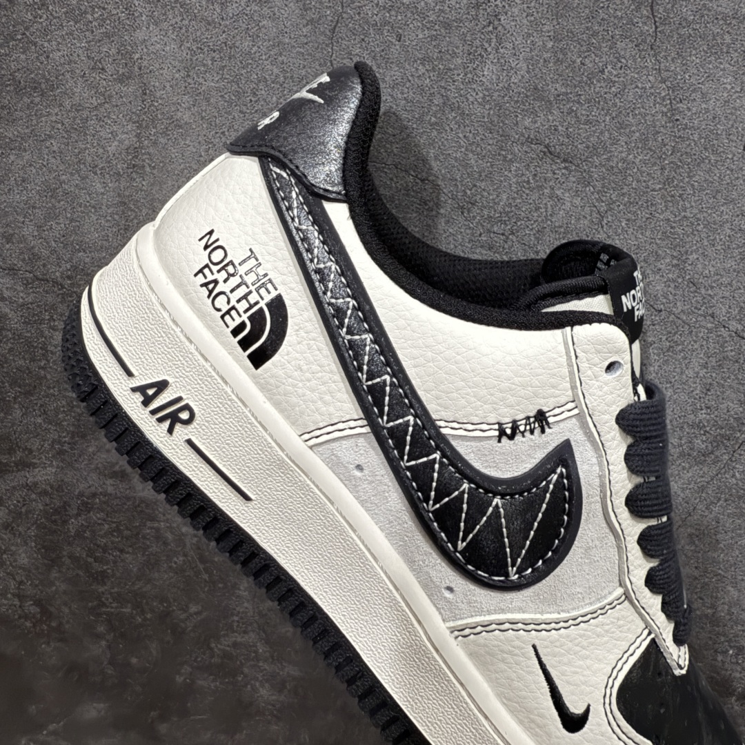 图片[7]-【公司级】Nike Air Force 1 Low 07 x The North Face 米黑小钩n原楦头原纸板 打造纯正低帮空军版型 专注外贸渠道 全掌内置蜂窝气垫原盒配件 原厂中底钢印、拉帮完美官方货号：DM6688 005 Size：36 36.5 37.5 38 38.5 39 40 40.5 41 42 42.5 43 44 44.5 45 编码：HXS310320-莆田鞋批发中心