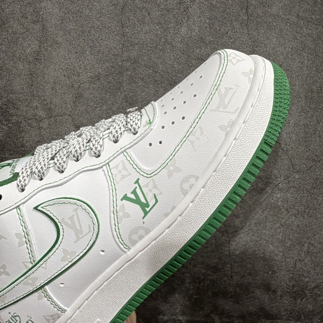 图片[6]-【公司级】NIke Air Force 1 \’07 Low “LV联名n空军一号 中帮 运动鞋 休闲鞋 折边针车 工艺难度大 原楦头原纸板 原装鞋盒 定制五金配件 内置全掌气垫 原厂鞋底 货号：BS8805-603 Size：36 36.5 37.5 38 38.5 39 40 40.5 41 42 42.5 43 44 44.5 45 编码：YB200210-莆田鞋批发中心