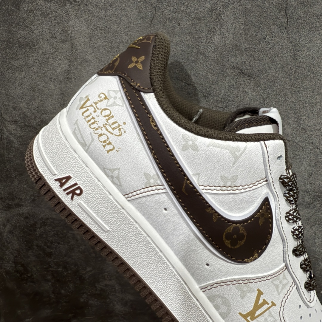 图片[7]-【公司级】NIke Air Force 1 \’07 Low “LV联名n空军一号 中帮 运动鞋 休闲鞋 折边针车 工艺难度大 原楦头原纸板 原装鞋盒 定制五金配件 内置全掌气垫 原厂鞋底 货号：BS8805-601 Size：36 36.5 37.5 38 38.5 39 40 40.5 41 42 42.5 43 44 44.5 45 编码：YB200210-莆田鞋批发中心